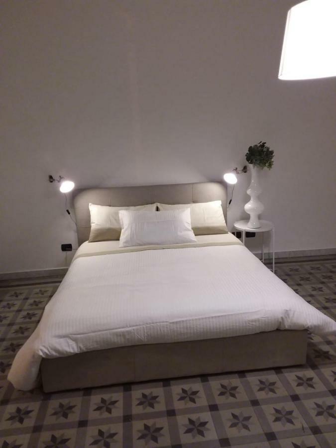 Maison Flores Μπάρι Εξωτερικό φωτογραφία