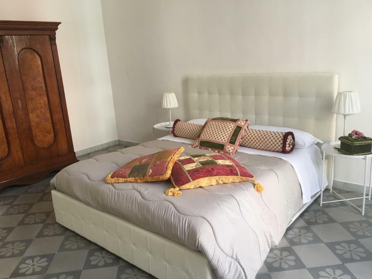 Maison Flores Μπάρι Εξωτερικό φωτογραφία