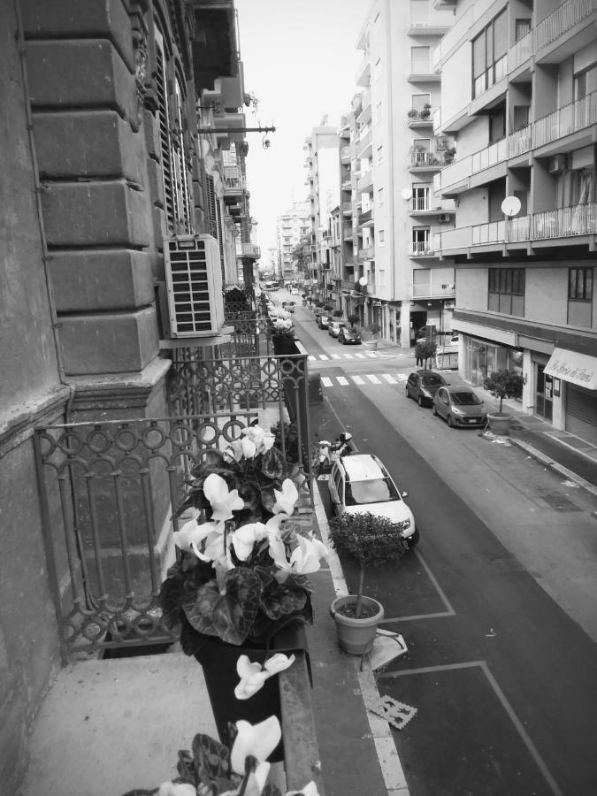 Maison Flores Μπάρι Εξωτερικό φωτογραφία